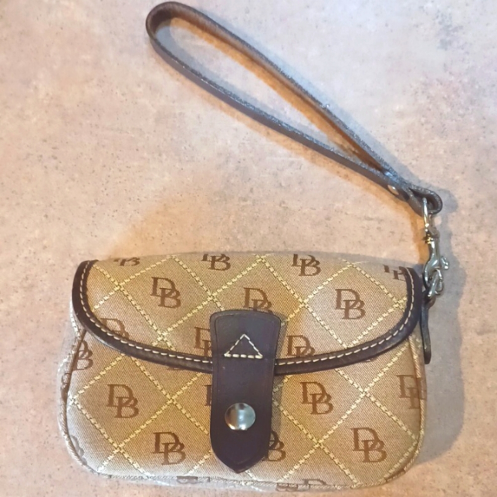 Dooney & Bourke Vintage Tan/Brown Signature Mini Purse/Wristlet